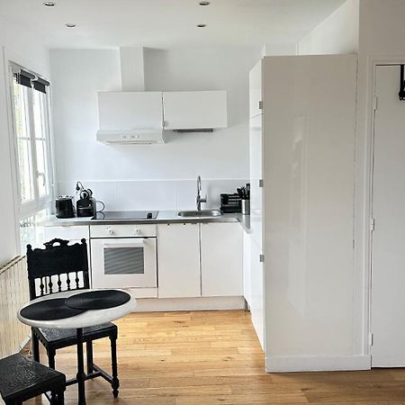 Appartement Charmant Studio Au Coeur Du 18E à Paris Extérieur photo