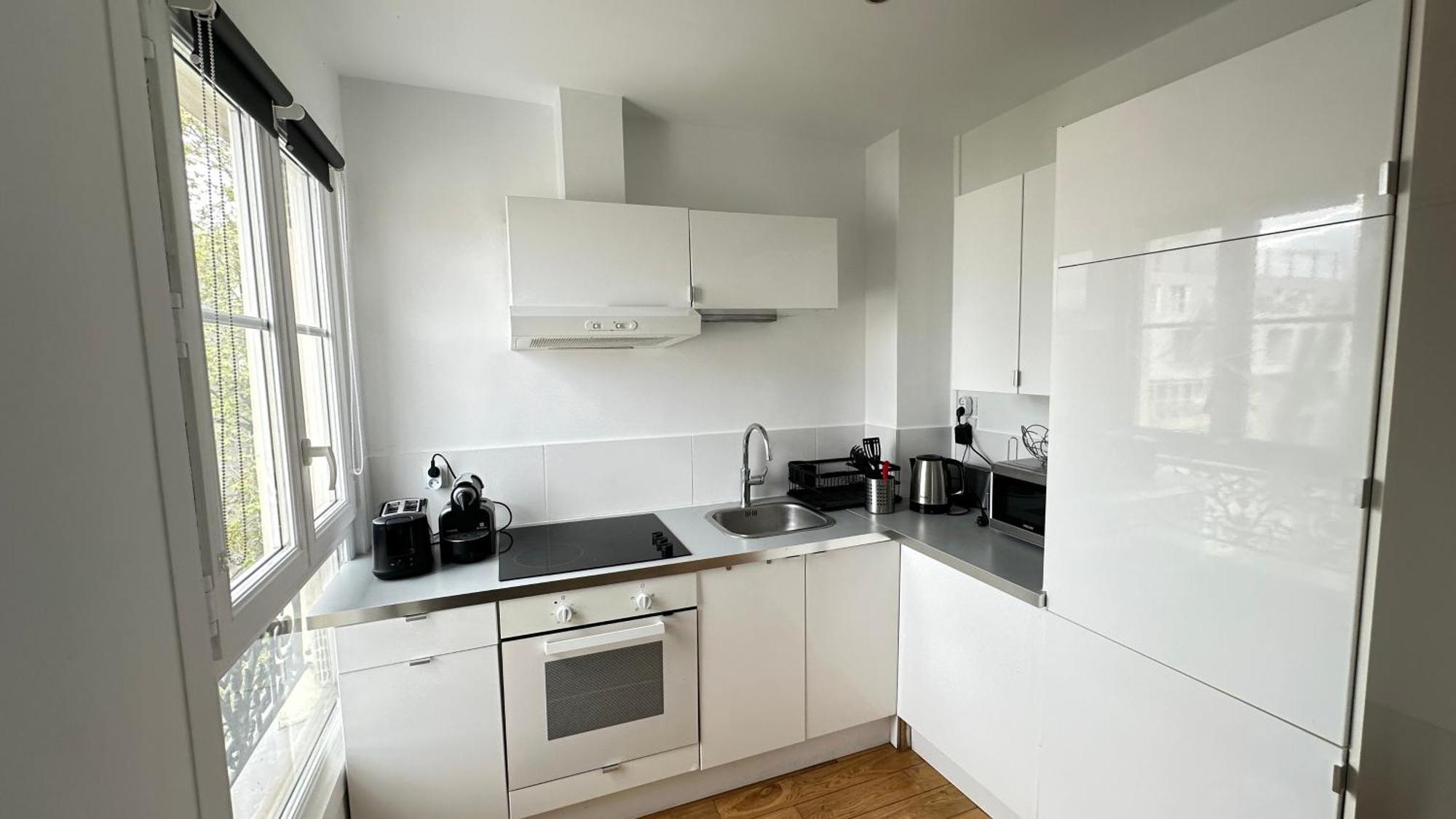 Appartement Charmant Studio Au Coeur Du 18E à Paris Extérieur photo